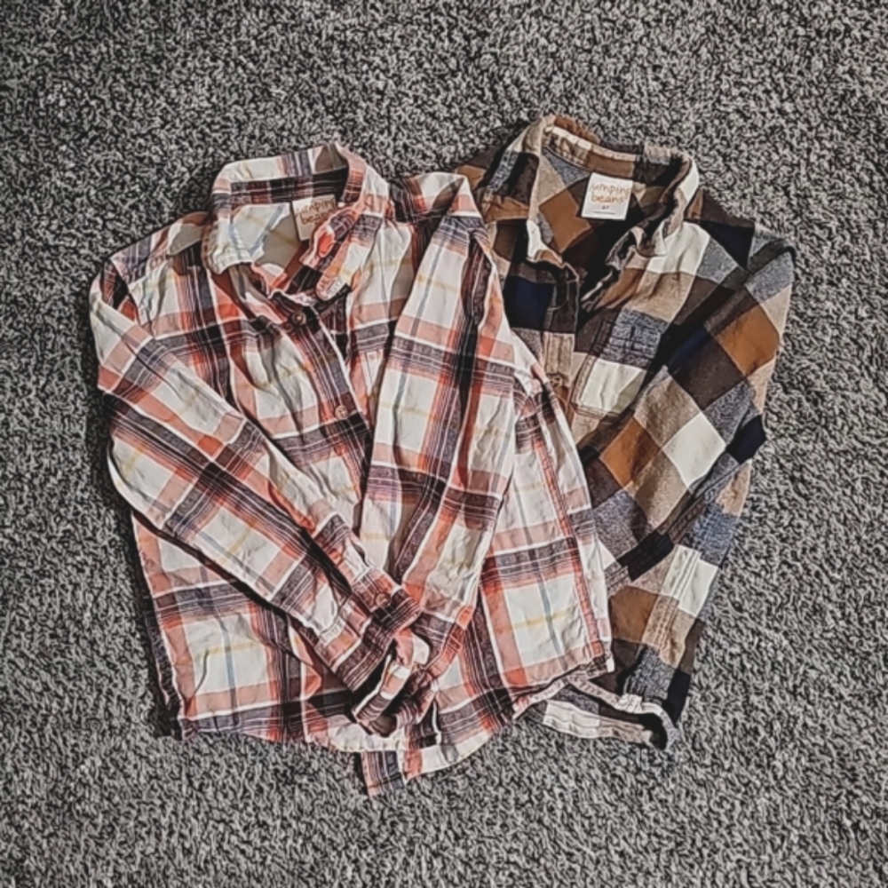 Boys plaid button down shirts size 5T